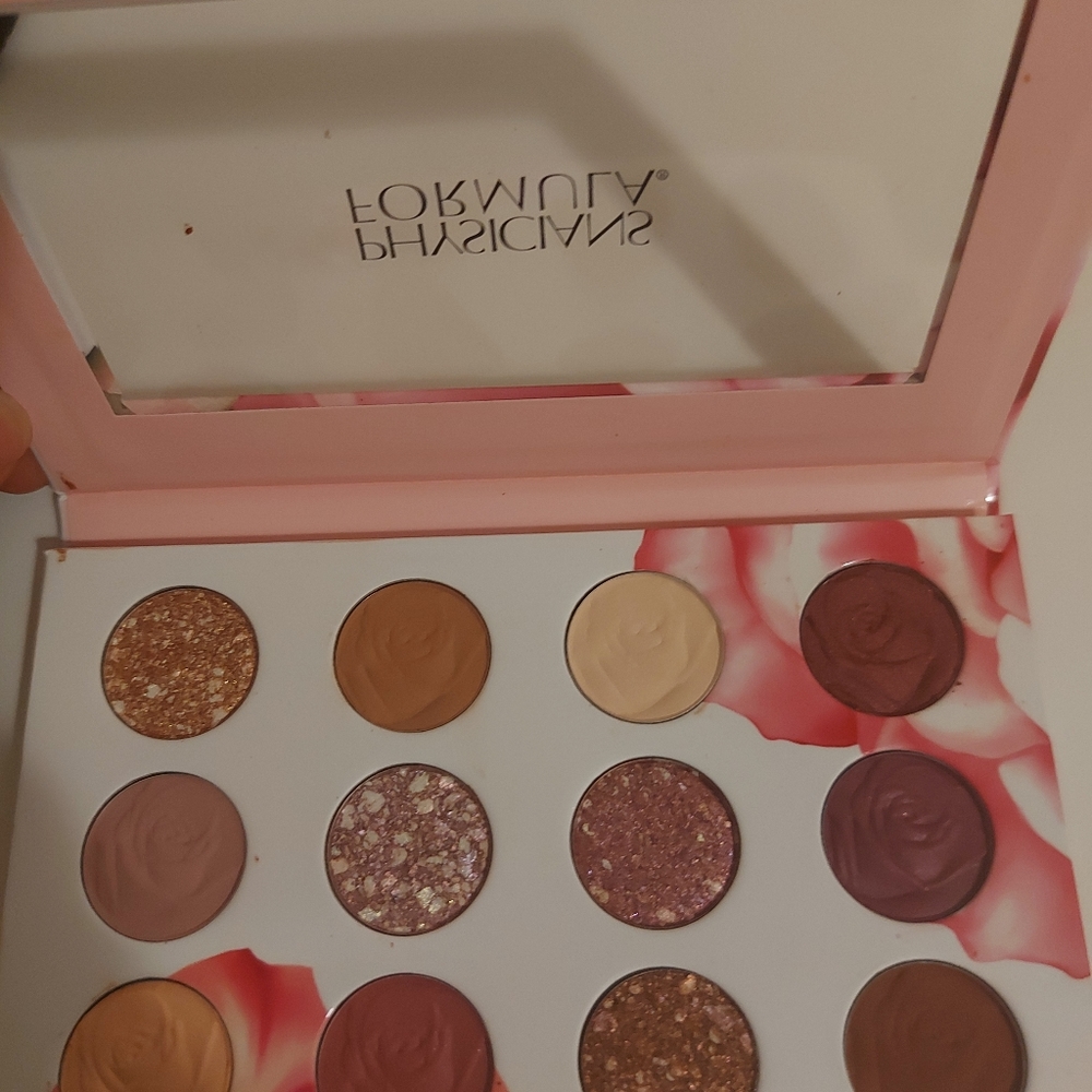 Bundle - Picture 2 of 11